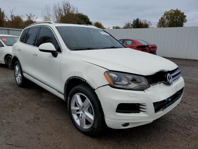 WVGFF9BP4BD003661 - 2011 VOLKSWAGEN TOUAREG V6 WHITE photo 1