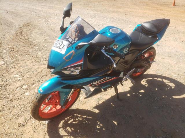 MH3RH18Y1MK005476 - 2021 YAMAHA YZFR3 A TEAL photo 2