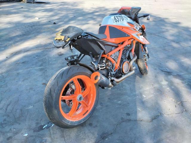 VBKV39405NM952499 - 2022 KTM 1290 SUPER TWO TONE photo 4