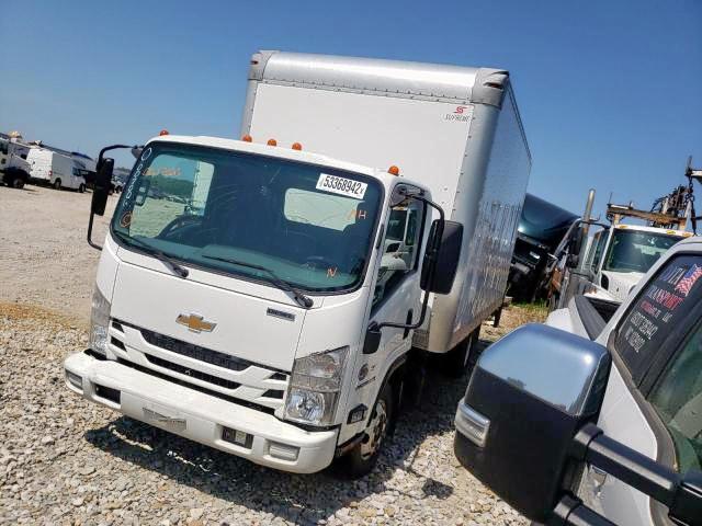 JALCDW163J7007006 - 2018 CHEVROLET 4500XD WHITE photo 2