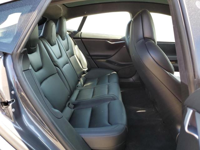 5YJSA1E27JF288219 - 2018 TESLA MODEL S Gris foto 6