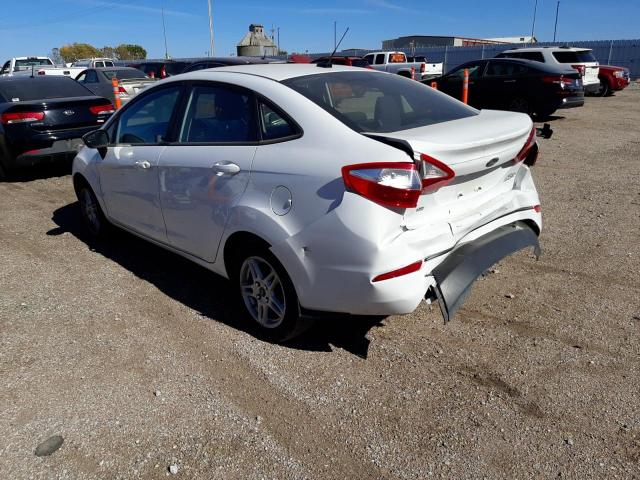 3FADP4BJ7JM124877 - 2018 FORD FIESTA SE WHITE photo 3