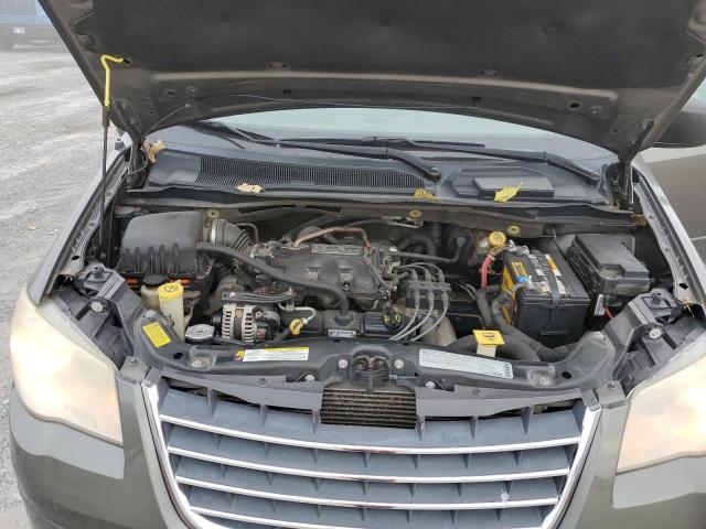 2A4RR2D10AR386223 - 2010 CHRYSLER TOWN & COU GREEN photo 7