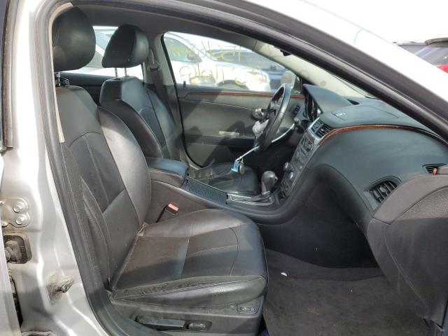 1G1ZE5E12BF297157 - 2011 CHEVROLET MALIBU LTZ ვერცხლისფერი ფოტო 5
