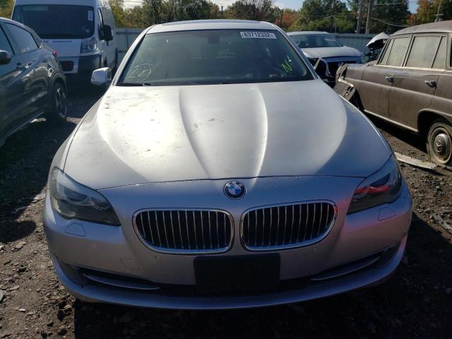 WBAXH5C58DDW15578 - 2013 BMW 528 XI SILVER photo 9