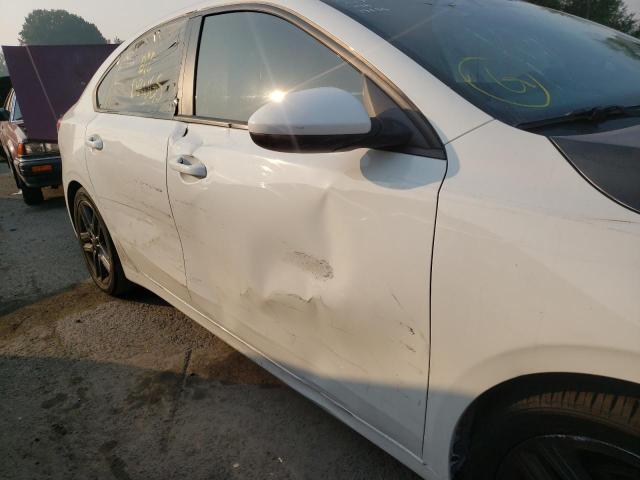 3KPF34AD6KE006647 - 2019 KIA FORTE GT L WHITE photo 9