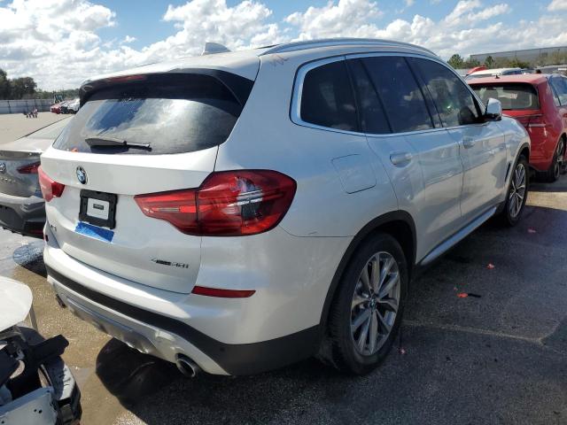 5UXTR7C57KLF36594 - 2019 BMW X3 SDRIVE3 WHITE photo 4