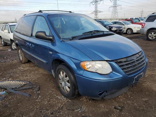 2C4GP54L75R383265 - 2005 CHRYSLER TOWN&COUNT BLUE photo 1