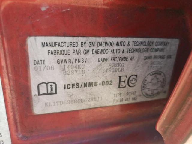 KL1TD69686B628811 - 2006 CHEVROLET AVEO BASE RED photo 10