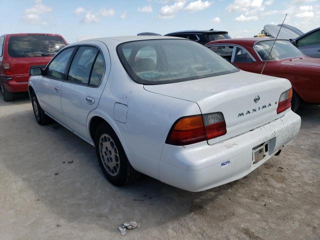 JN1CA21DXST064011 - 1995 NISSAN MAXIMA GLE WHITE photo 3