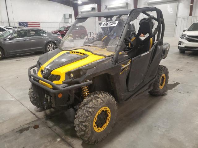 3JBKXLP12CJ003833 - 2012 CAN-AM COMMANDER YELLOW photo 2