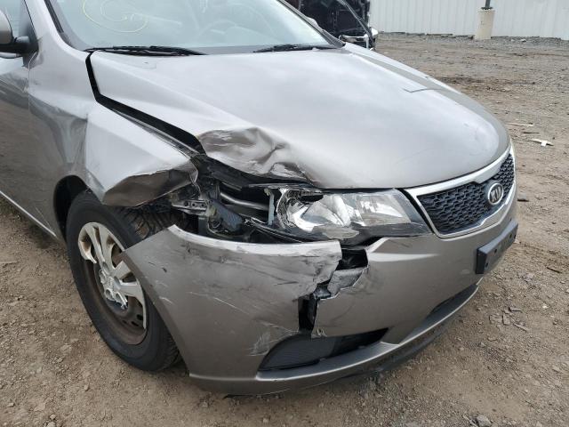 KNAFU4A29C5498855 - 2012 KIA FORTE EX GRAY photo 9