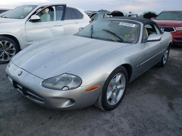 SAJGX2049XC040032 - 1999 JAGUAR XK8 SILVER photo 2