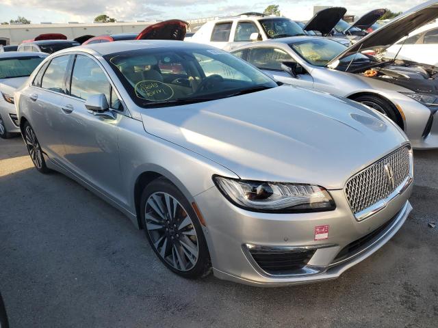 3LN6L5E98JR613437 - 2018 LINCOLN MKZ RESERV SILVER photo 1