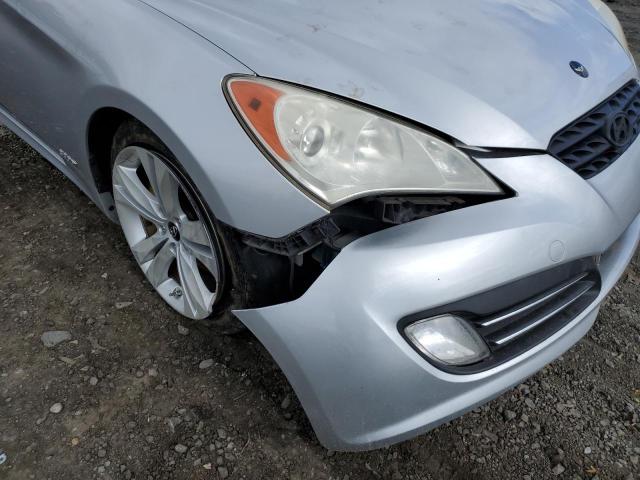 KMHHU6KH8AU007622 - 2010 HYUNDAI GENESIS CO SILVER photo 9