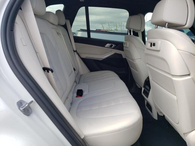 5UXCR4C08N9J99919 - 2022 BMW X5 SDRIVE WHITE photo 6