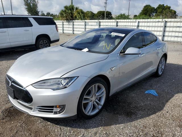5YJSA1E10GF131177 - 2016 TESLA MODEL S SILVER photo 2