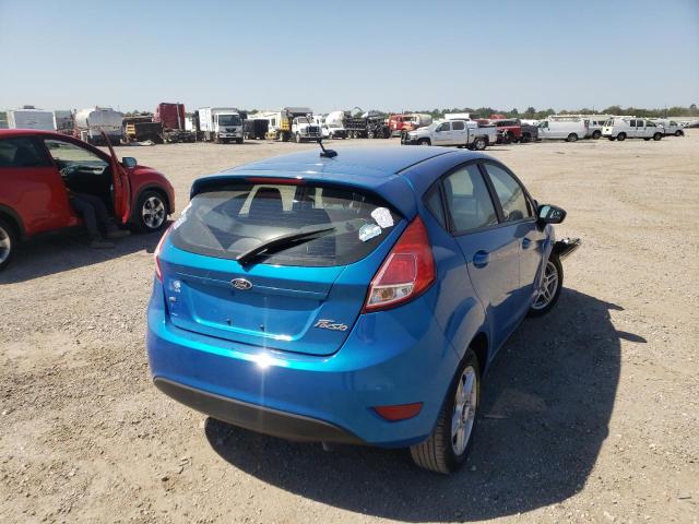 3FADP4EJ9HM164187 - 2017 FORD FIESTA SE BLUE photo 4