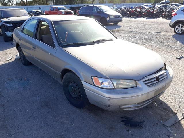 4T1BG22K0XU525069 - 1999 TOYOTA CAMRY CE/L TAN photo 1