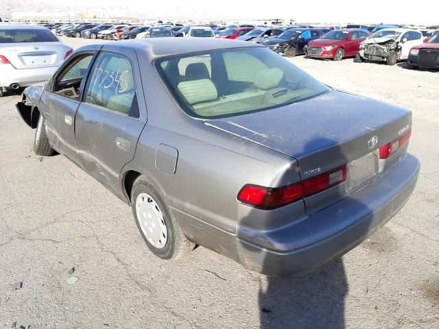 4T1BG22K0XU525069 - 1999 TOYOTA CAMRY CE/L TAN photo 3