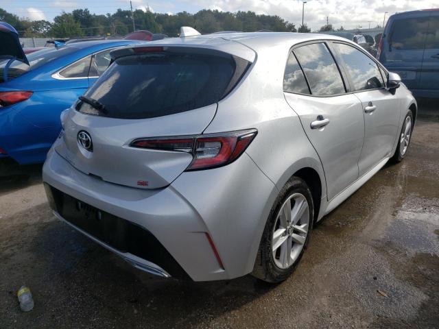 JTNK4RBE5K3030649 - 2019 TOYOTA COROLLA SE SILVER photo 4