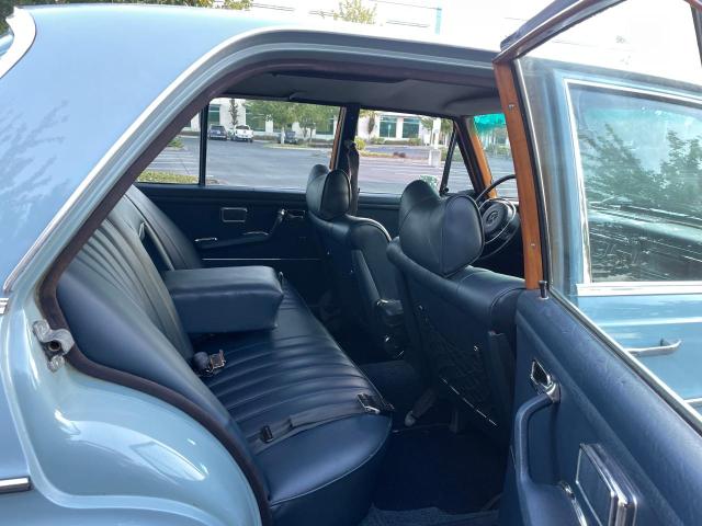 10801812054375 - 1970 MERCEDES-BENZ 280SE BLUE photo 6