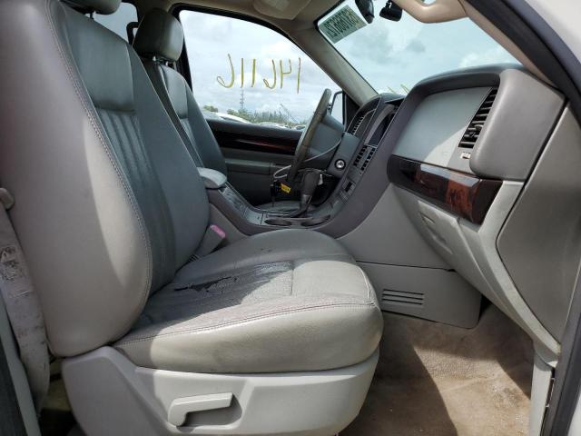 5LMEU68H53ZJ27195 - 2003 LINCOLN AVIATOR 白色 照片 5