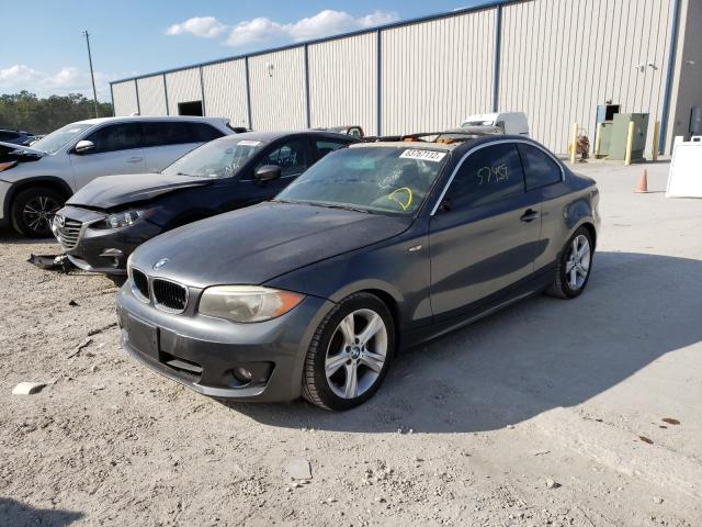 WBAUP9C50DVS95437 - 2013 BMW 128 I GRAY photo 2