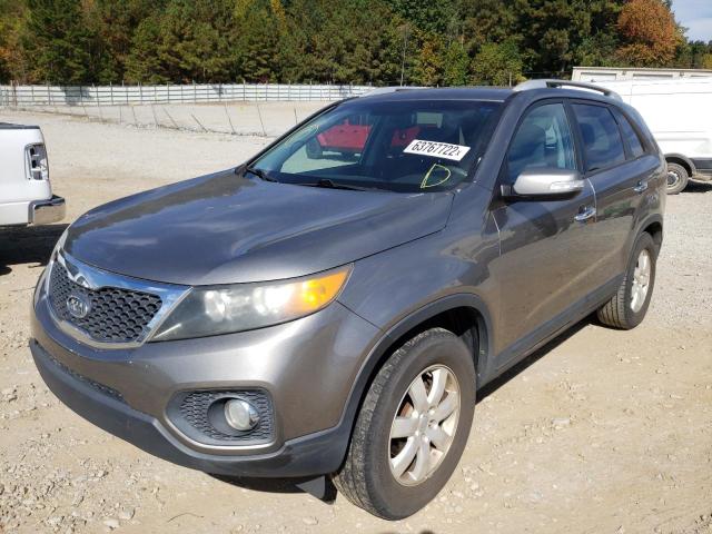 5XYKT3A13BG166048 - 2011 KIA SORENTO GRAY photo 2