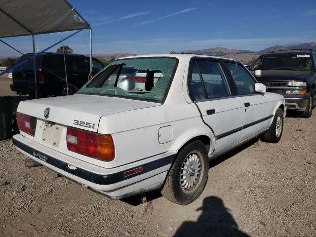 WBAAD2311MED29159 - 1991 BMW 325 I AUTO WHITE photo 4