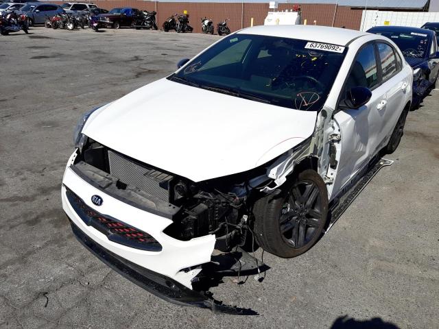 3KPF34AD7ME322397 - 2021 KIA FORTE GT L WHITE photo 2