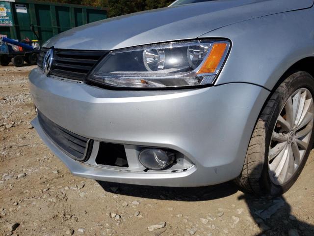 3VWL17AJ3EM396548 - 2014 VOLKSWAGEN JETTA SEL SILVER photo 9