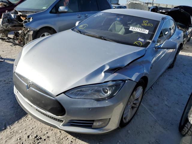 5YJSA1E21FF118610 - 2015 TESLA MODEL S Արծաթագույն լուսանկար 2