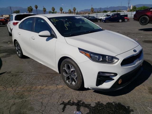 3KPF24AD5KE109724 - 2019 KIA FORTE FE WHITE photo 1