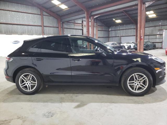 WP1AA2A52LLB03087 - 2020 PORSCHE MACAN BLACK photo 3