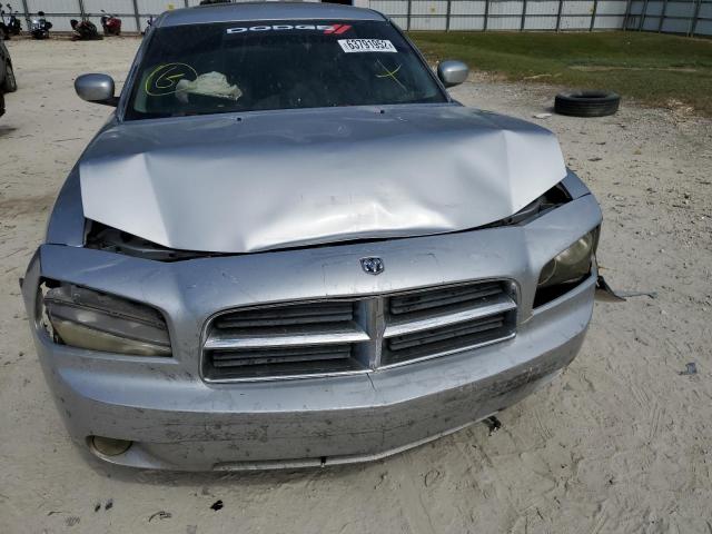 2B3KA53H46H378977 - 2006 DODGE CHARGER R/ SILVER photo 9