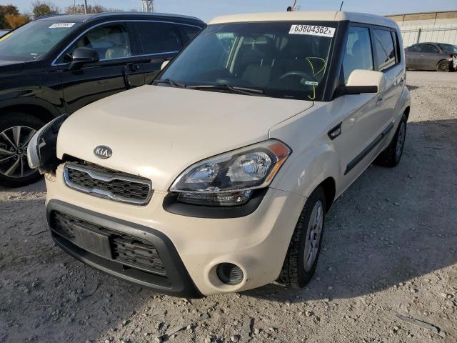 KNDJT2A5XC7443835 - 2012 KIA SOUL CREAM photo 2