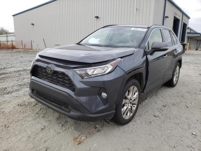 JTMC1RFV2KD504384 - 2019 TOYOTA RAV4 XLE P GRAY photo 2