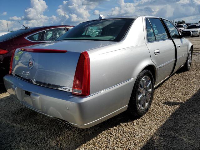 1G6KH5E64BU130602 - 2011 CADILLAC DTS PREMIU SILVER photo 4