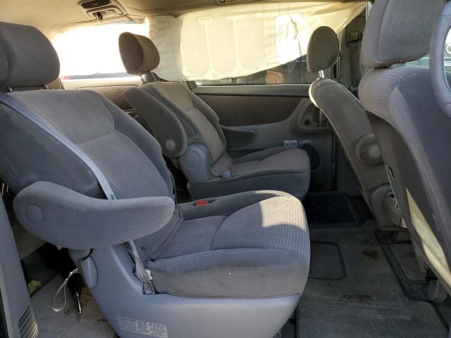 5TDBA23C96S067970 - 2006 TOYOTA SIENNA LE SILVER photo 6