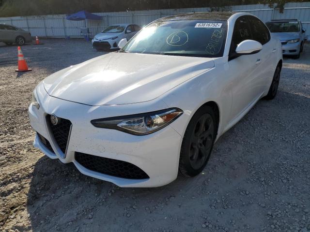 ZARFAEBN3H7531148 - 2017 ALFA ROMEO GIULIA WHITE photo 2