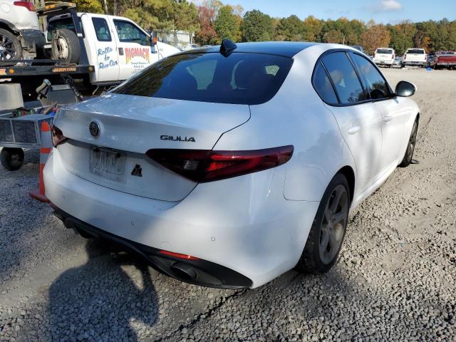 ZARFAEBN3H7531148 - 2017 ALFA ROMEO GIULIA WHITE photo 4