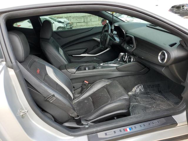 1G1FF1R72J0126613 - 2018 CHEVROLET CAMARO SS SILVER photo 5