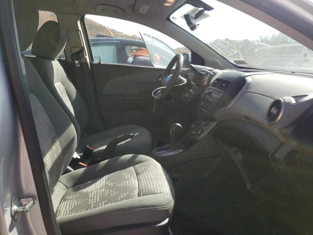 1G1JA5SHXE4237444 - 2014 CHEVROLET SONIC LS SILVER photo 5