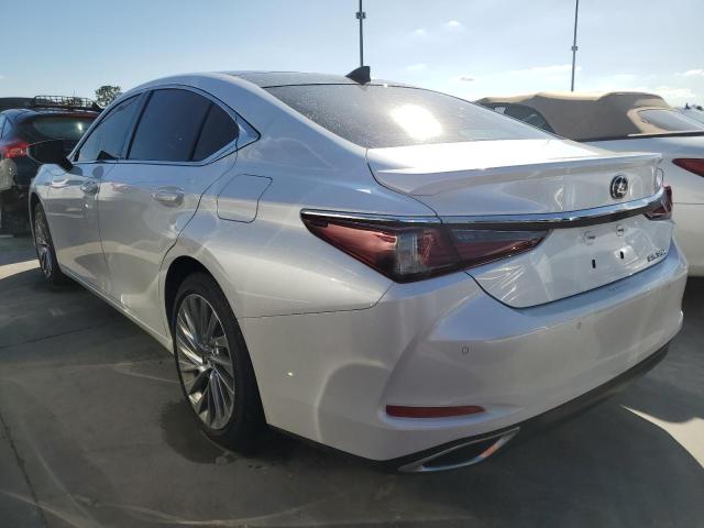 58AFZ1B14NU114938 - 2022 LEXUS ES 350 BAS WHITE photo 3