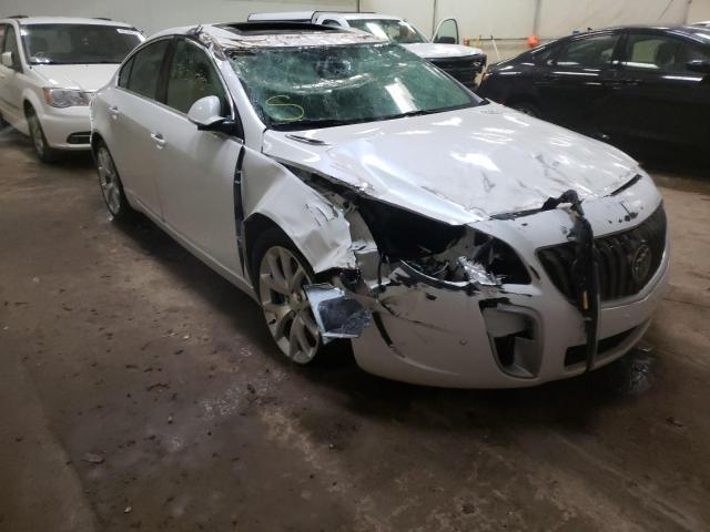 2G4GU5GX5H9113376 - 2017 BUICK REGAL GS WHITE photo 1