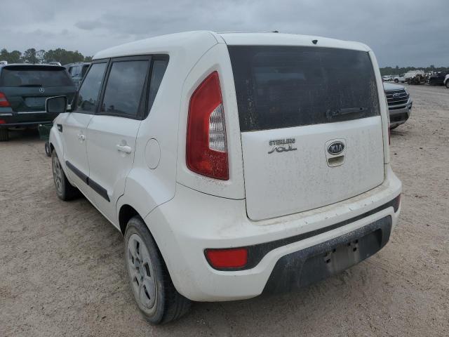 KNDJT2A55C7413514 - 2012 KIA SOUL WHITE photo 3