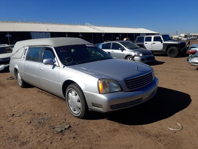 1GEEH00Y92U501038 - 2002 CADILLAC COMMERCIAL SILVER photo 1