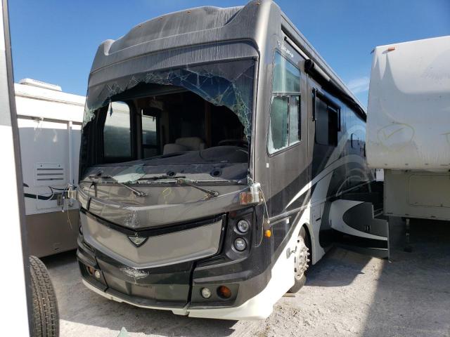 4UZACGCY8HCJG6645 - 2017 FREIGHTLINER CHASSIS XC ნაცრისფერი ფოტო 2