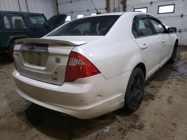 3FAHP0CG1AR165067 - 2010 FORD FUSION SEL WHITE photo 4